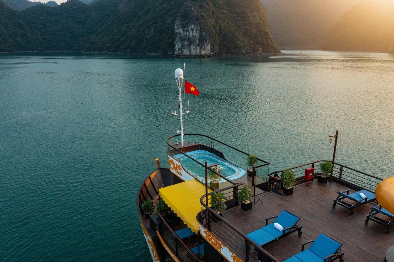 Hotel Nostalgia Halong Cruise à Hạ Long Extérieur photo