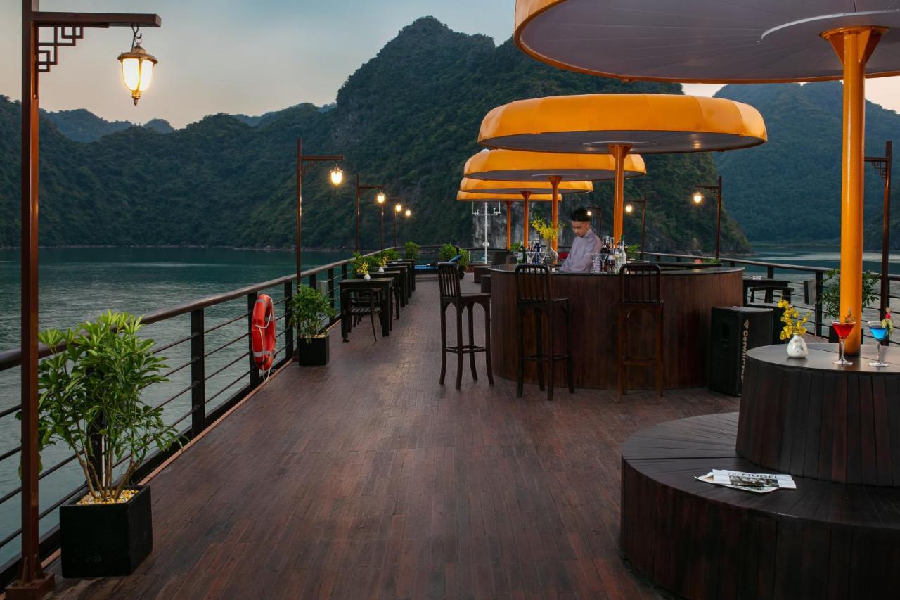 Hotel Nostalgia Halong Cruise à Hạ Long Extérieur photo